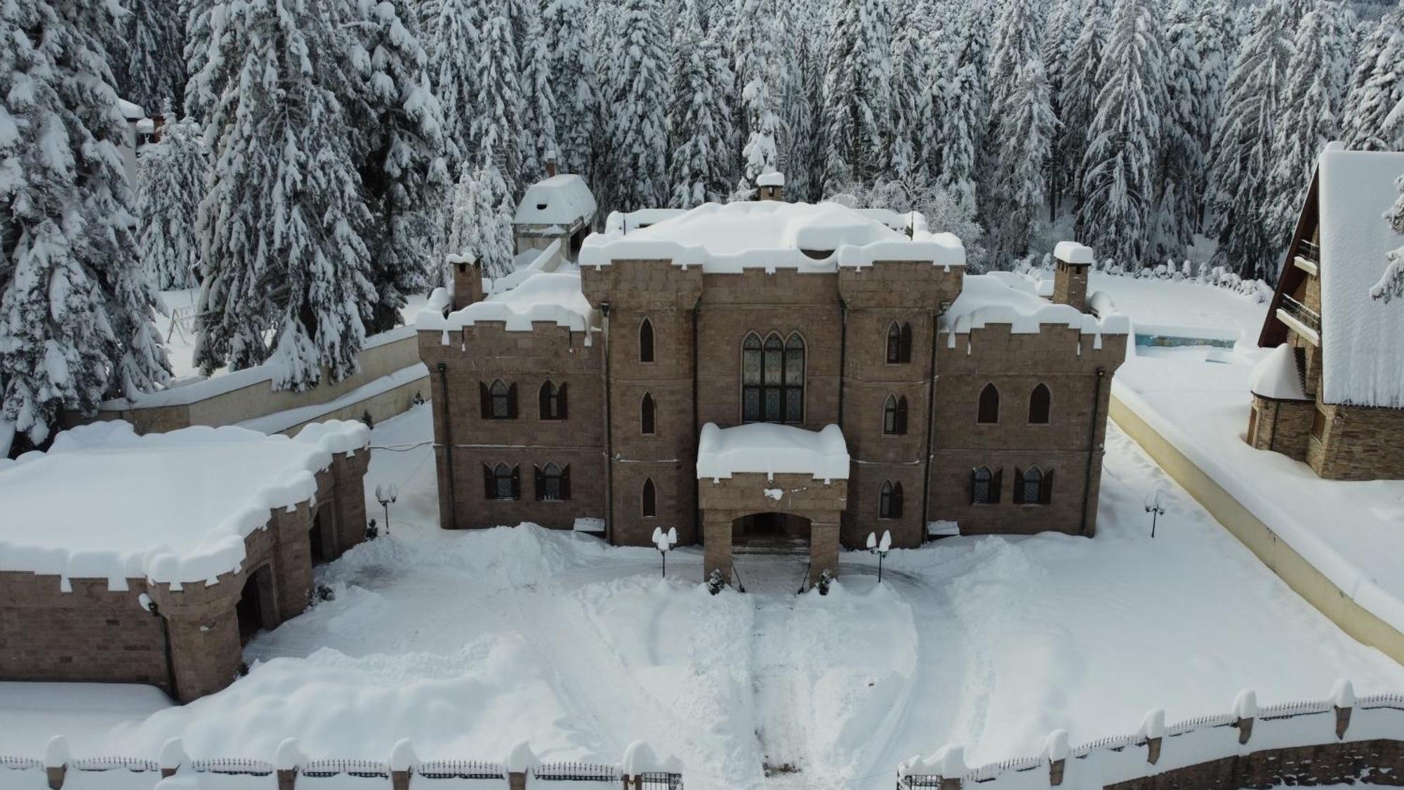 The Castle - Your Unique Way Of Retreat Borovets Bagian luar foto